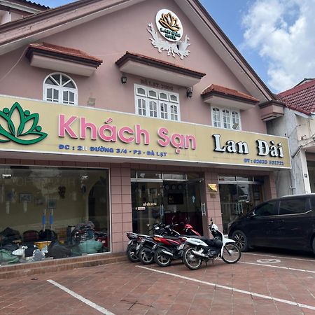 Khach San Lan Dai Hotell Dalat Exteriör bild