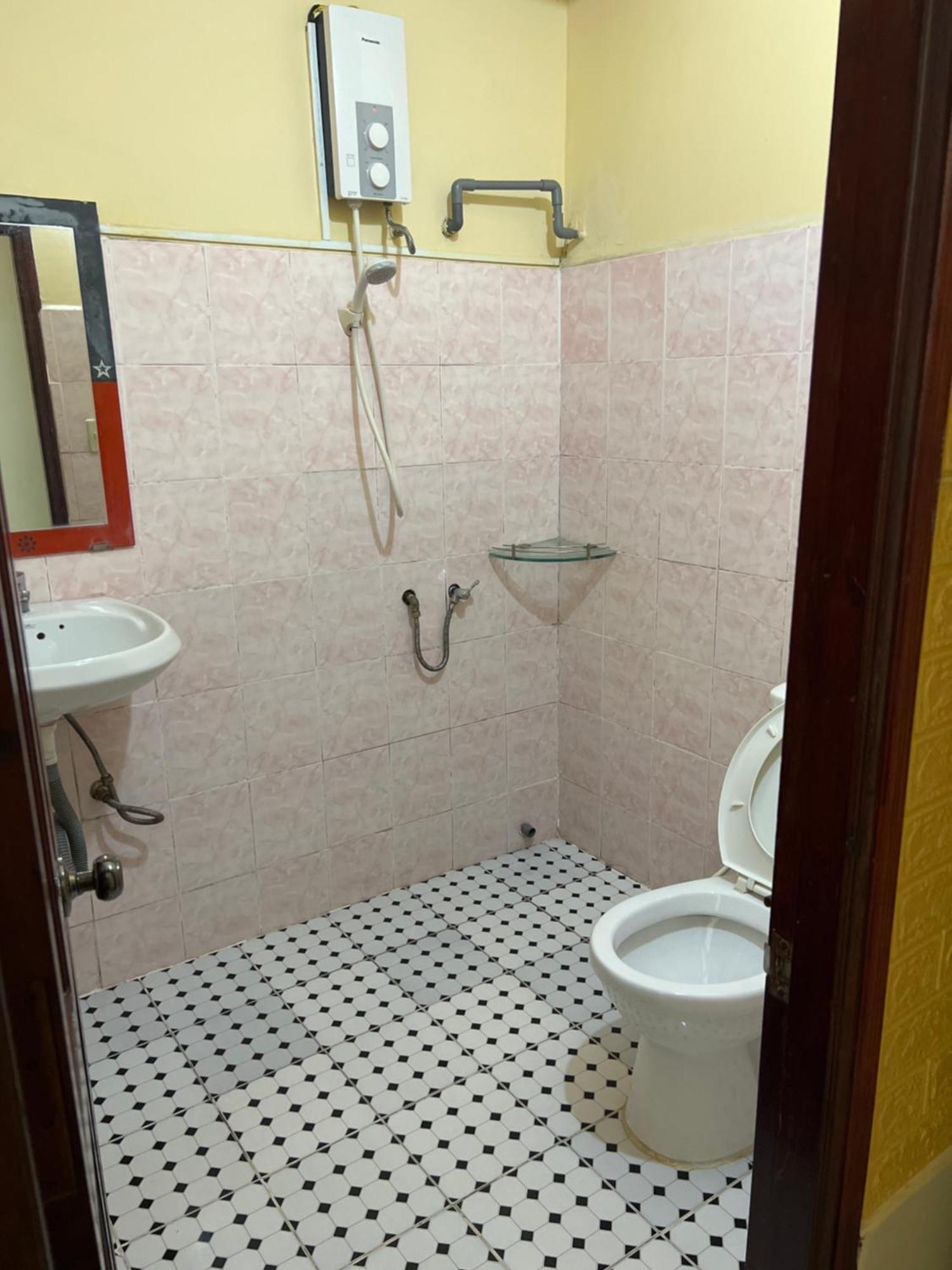 Khach San Lan Dai Hotell Dalat Exteriör bild